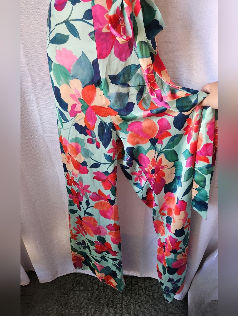 Zara Silky Floral V-Neck Wide-Leg Short Flutter Sleeve Jumpsuit Size L - Picture 7 of 12